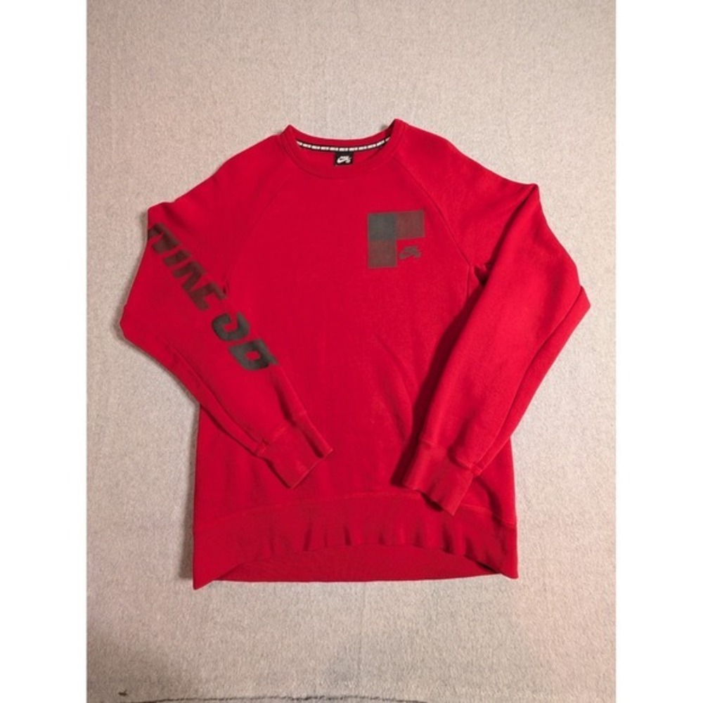 Nike SB Mens Red Graphic Sleeve Crewneck Sweatshirt 811050-687 Small